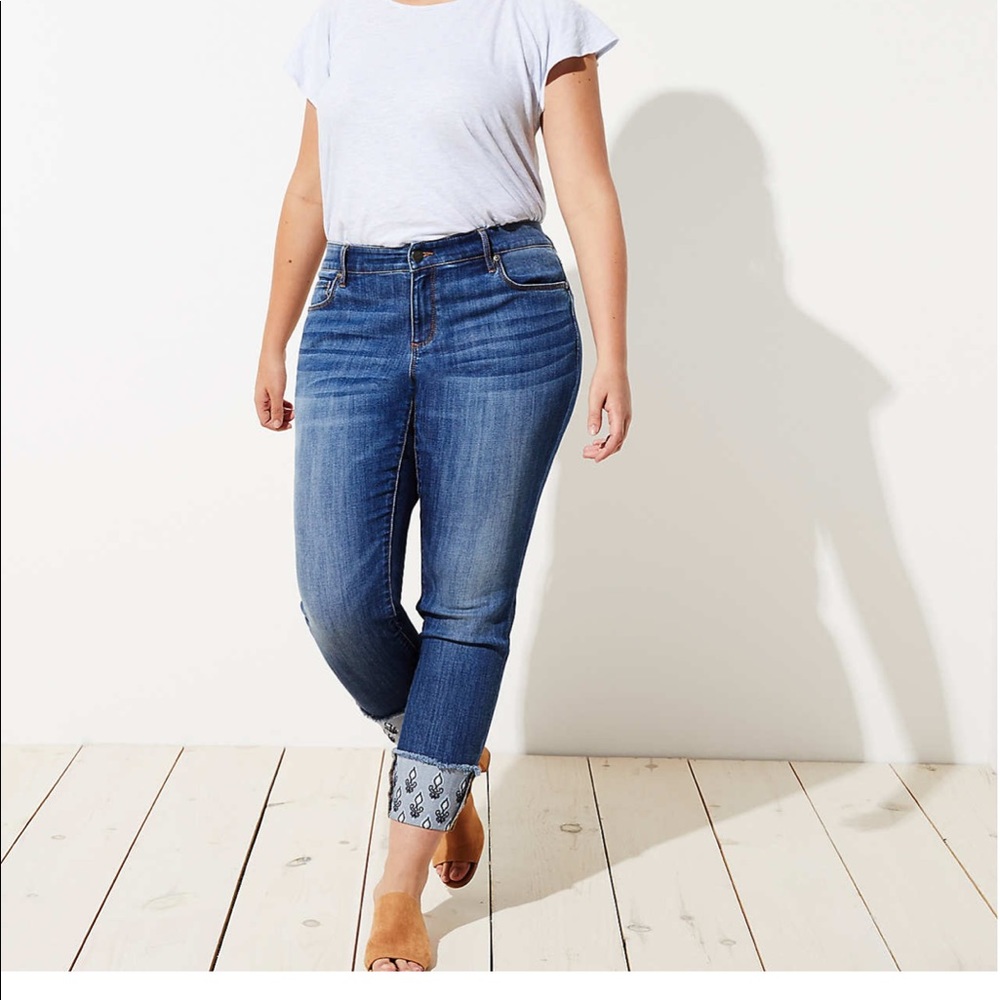 NWOT LOFT Plus Floral Embroidered Cuffed Jeans